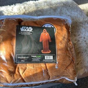 NIB Star Wars 2015 Jedi Fleece Robe  sleeved Blanket  Lucas films Costume